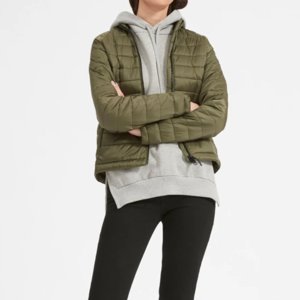 Everlane ReNew Lightweight Puffer